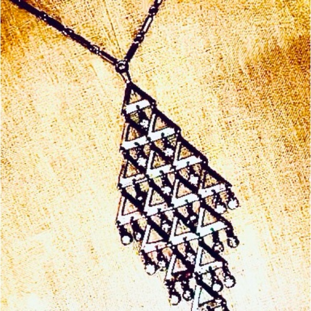 Sarah Coventry Necklace Silver Tone   Vintage Geometric design